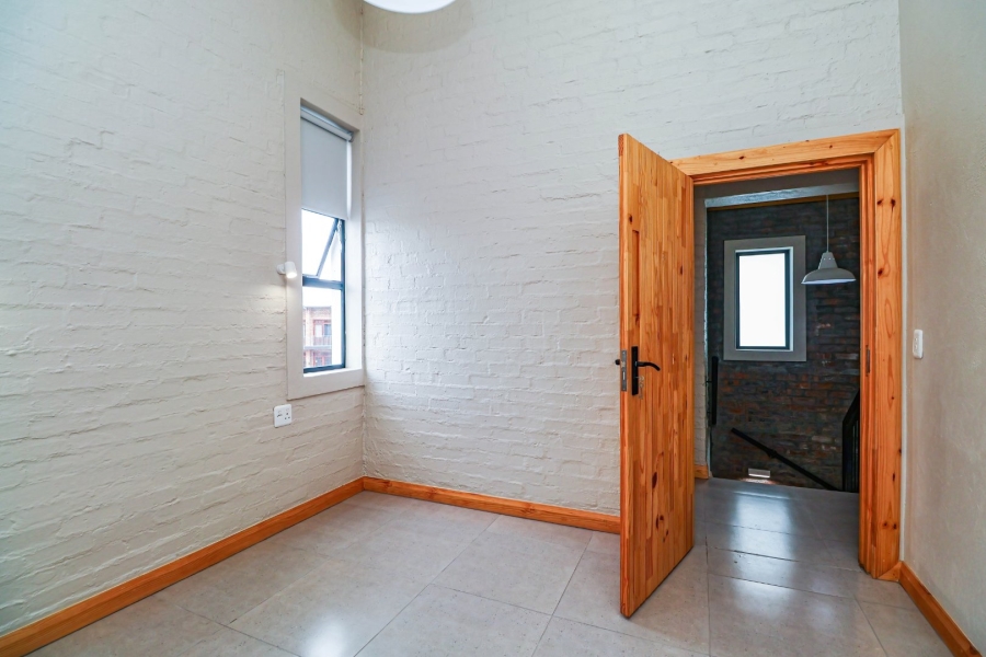 3 Bedroom Property for Sale in King George Park Western Cape